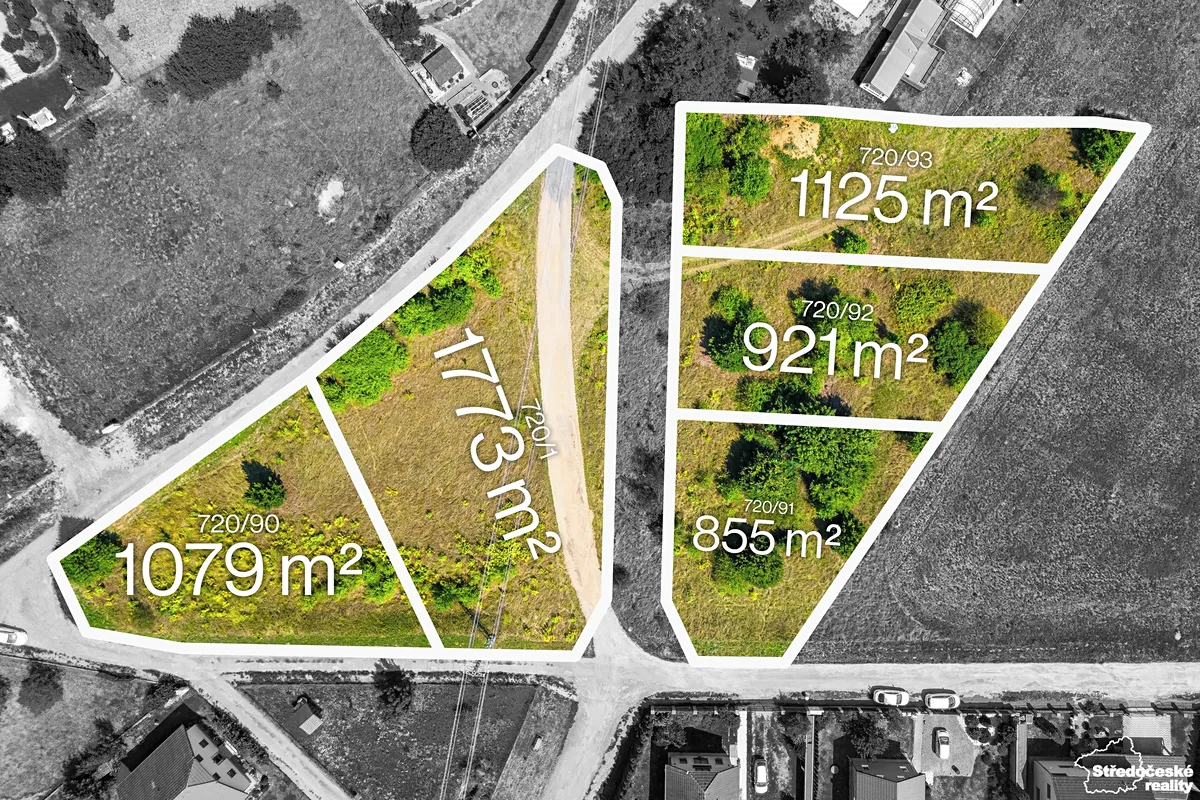 Prodej stavebního pozemku 921 m²